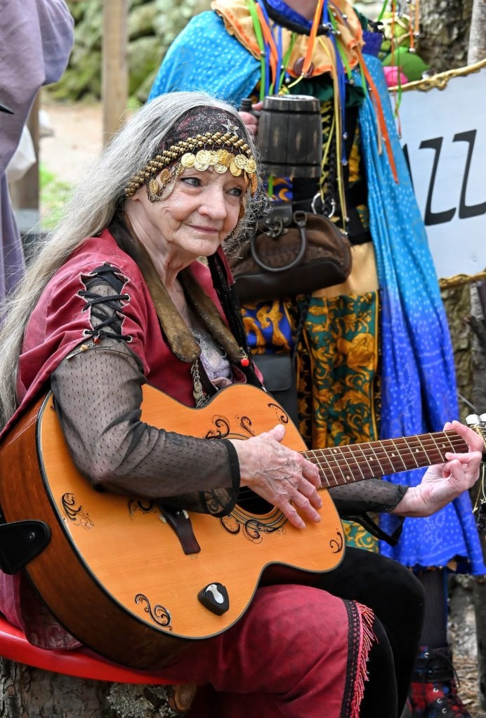 This image has an empty alt attribute; its file name is img_2463-2.jpg